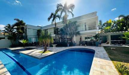 Sobrado para venda em Jardim Dos Flamboyants de 761.00m² com 4 Quartos, 4 Suites e 4 Garagens