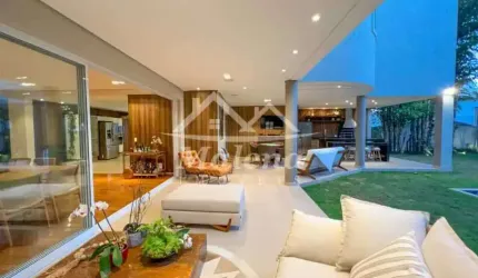 Casa de Condomínio para venda em Tamboré de 736.00m² com 4 Quartos, 4 Suites e 6 Garagens