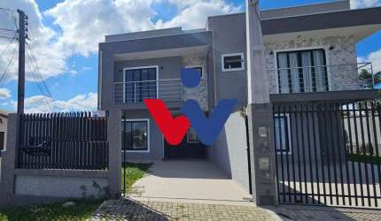 Sobrado para venda em Estação de 110.00m² com 3 Quartos, 1 Suite e 2 Garagens