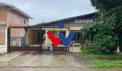Casa para venda em Mercês de 200.00m² com 5 Quartos e 3 Garagens