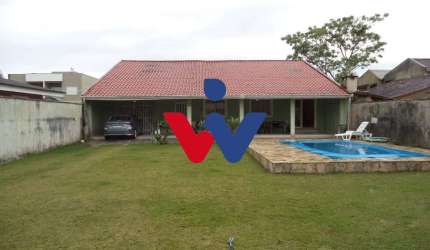 Casa para venda em Guaratuba de 239.00m² com 4 Quartos, 1 Suite e 4 Garagens