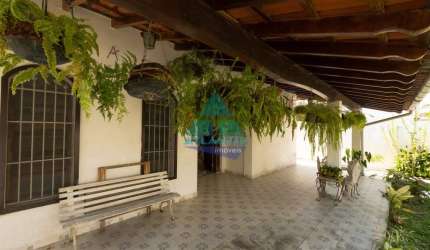 Casa para venda em Praia Da Lagoinha de 212.00m² com 4 Quartos, 3 Suites e 2 Garagens