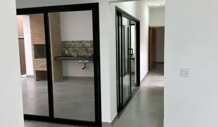 Casa para venda em Residencial Tosi de 163.00m² com 3 Quartos, 1 Suite e 2 Garagens