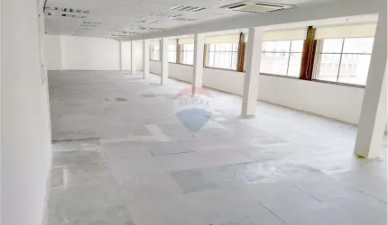 Sala Comercial para alugar em Centro de 482.00m²
