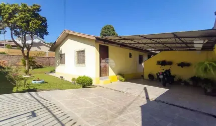Casa para venda em Roça Grande de 510.00m² com 4 Quartos e 3 Garagens