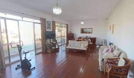 Casa para venda em Parque Brasil 500 de 407.98m² com 6 Quartos, 3 Suites e 7 Garagens