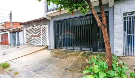 Casa para venda em Jardim São Lourenzo de 361.00m² com 5 Quartos, 1 Suite e 3 Garagens
