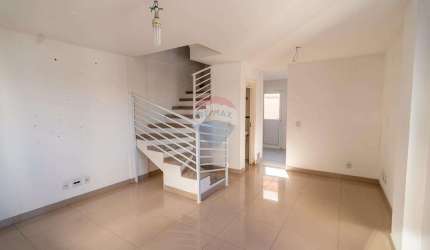 Casa para venda em Centro de 113.00m² com 2 Quartos, 1 Suite e 1 Garagem