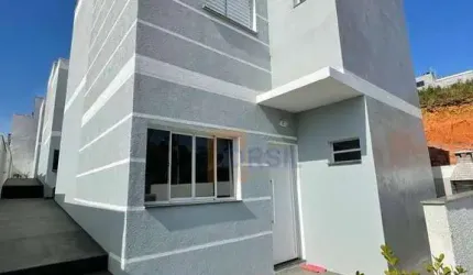 Sobrado para venda em Vila São Paulo de 70.00m² com 2 Quartos, 2 Suites e 1 Garagem