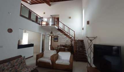 Casa para venda em Praia Das Toninhas de 205.33m² com 4 Quartos, 4 Suites e 4 Garagens