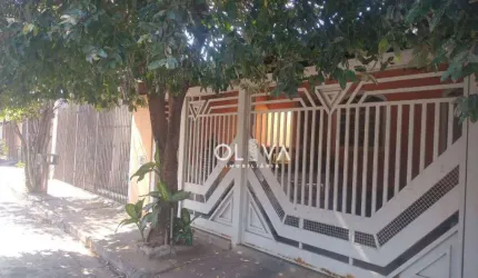 Casa para venda em Cecap de 180.00m² com 3 Quartos