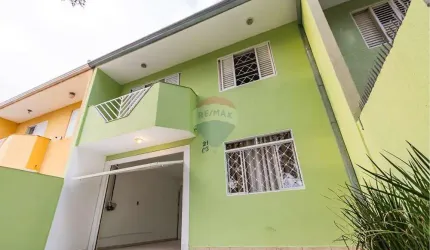 Sobrado para venda em Uberaba de 100.00m² com 3 Quartos, 1 Suite e 2 Garagens