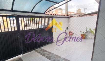 Casa para venda e aluguel em Vila Valença de 200.00m² com 3 Quartos e 2 Suites