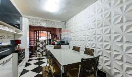 Casa para venda em Parque Tiradentes de 91.00m² com 3 Quartos e 1 Suite