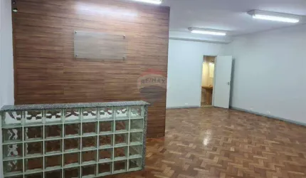 Sala Comercial para alugar em Centro de 56.00m²