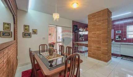 Casa para venda em Saúde de 174.96m² com 3 Quartos, 1 Suite e 2 Garagens