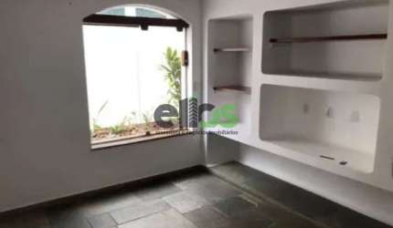 Casa para alugar em Jardim Vergueiro de 250.00m² com 3 Quartos, 1 Suite e 4 Garagens