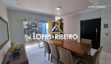 Casa para venda em Vila Assumpção de 210.00m² com 3 Quartos, 1 Suite e 4 Garagens