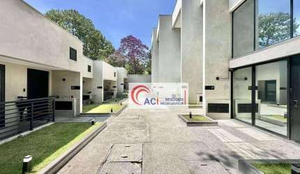 Casa de Condomínio para venda em Granja Viana de 169.00m² com 2 Quartos, 2 Suites e 2 Garagens