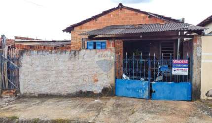Casa para venda em Parque Tiradentes de 85.38m² com 2 Quartos e 1 Garagem