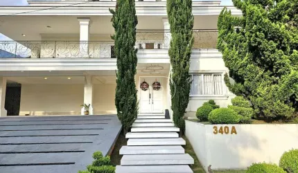 Casa de Condomínio para venda e aluguel em Granja Viana de 1400.00m² com 7 Quartos, 7 Suites e 10 Garagens