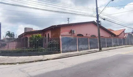 Casa para venda em Jardim Prestes De Barros de 417.50m² com 4 Quartos, 1 Suite e 4 Garagens