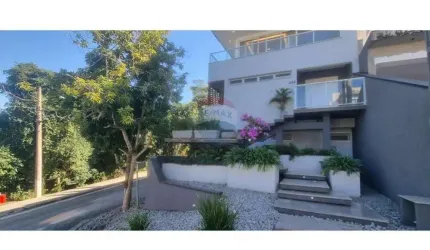 Casa para venda em Cidade Parquelandia de 400.00m² com 5 Quartos, 4 Suites e 4 Garagens
