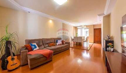 Casa para venda em Jardim São Pedro de 210.00m² com 3 Quartos, 1 Suite e 2 Garagens