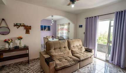 Casa para venda em Jardim Carioca de 240.00m² com 3 Quartos, 1 Suite e 2 Garagens