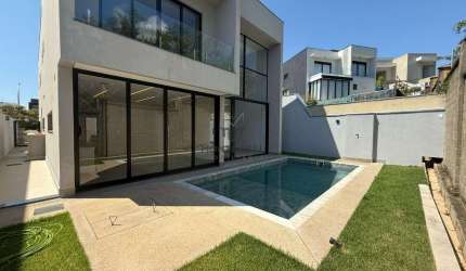 Casa para venda e aluguel em Alphaville Nova Esplanada de 405.00m² com 3 Quartos, 3 Suites e 4 Garagens