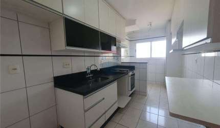 Apartamento para venda em Centro de 79.00m² com 3 Quartos e 2 Garagens