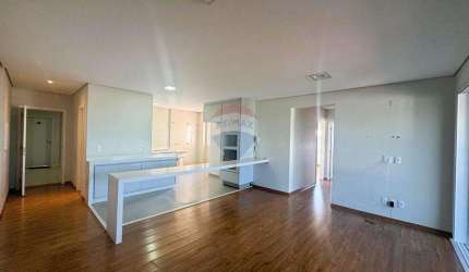 Apartamento para venda em Centro de 111.00m² com 3 Quartos, 3 Suites e 2 Garagens