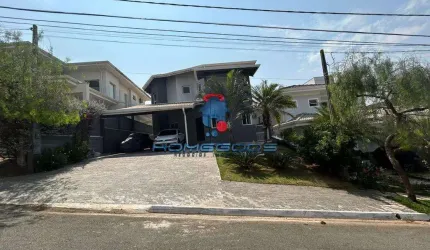 Casa de Condomínio para alugar em Jardim Recanto de 330.00m² com 4 Quartos, 1 Suite e 4 Garagens