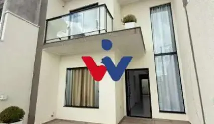 Sobrado para venda em Eucaliptos de 90.00m² com 3 Quartos, 2 Suites e 2 Garagens