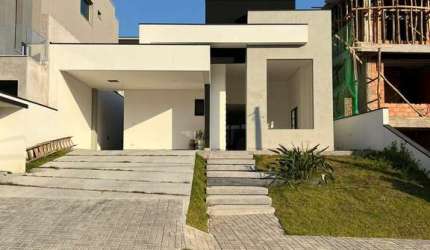 Casa para venda em Parque Residencial Itapeti de 150.00m² com 3 Quartos, 3 Suites e 4 Garagens