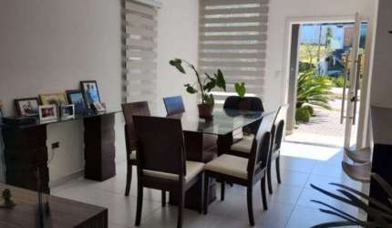 Casa para venda em Cidade Parquelandia de 180.00m² com 3 Quartos, 3 Suites e 4 Garagens