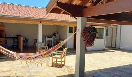 Casa para venda em Jardim Palos Verdes de 170.00m² com 3 Quartos, 1 Suite e 4 Garagens