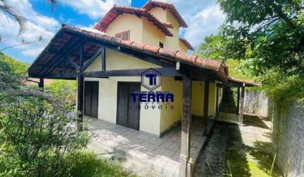 Casa para venda em Mata Paca de 200.00m² com 5 Quartos, 2 Suites e 4 Garagens