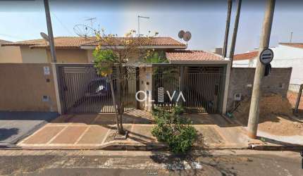 Casa para venda em Parque Residencial Maria Zorita de 150.00m² com 3 Quartos, 1 Suite e 2 Garagens