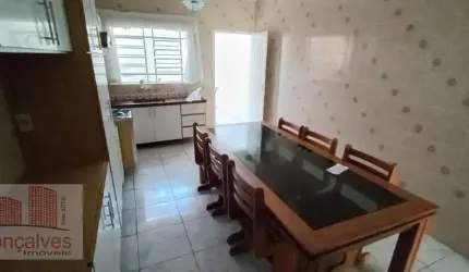 Sobrado para venda em Centro de 200.00m² com 3 Quartos e 2 Garagens