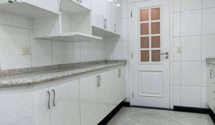 Sobrado para venda em Vila Mussolini de 395.00m² com 4 Quartos, 4 Suites e 12 Garagens