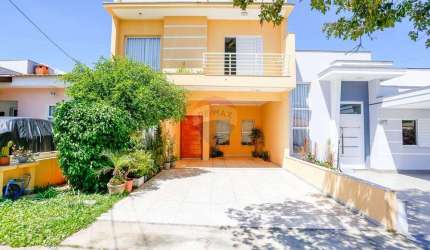 Casa de Condomínio para venda em Horto Florestal de 156.50m² com 3 Quartos, 1 Suite e 3 Garagens