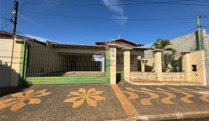 Casa para venda em Jardim Universitário de 178.30m² com 4 Quartos e 1 Suite