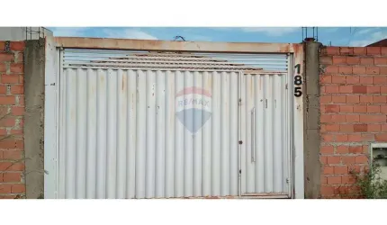 Casa para venda em Jardim Cristo Redentor de 46.70m² com 2 Quartos e 3 Garagens