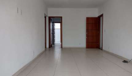 Apartamento para venda em Vinhateiro de 100.00m² com 2 Quartos, 1 Suite e 1 Garagem