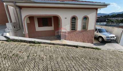 Casa para venda em Centro de 124.59m² com 3 Quartos e 3 Garagens