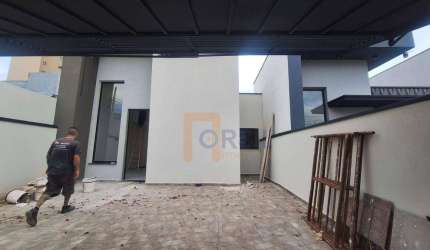 Casa para venda em Villa Di Cesar de 75.00m² com 3 Quartos, 1 Suite e 2 Garagens
