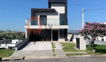 Casa para venda em Condominio Arua Brisas de 300.00m² com 5 Quartos, 3 Suites e 4 Garagens