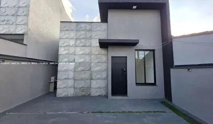 Casa para venda em Vila Lavínia de 150.00m² com 3 Quartos, 1 Suite e 3 Garagens