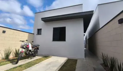 Casa para venda em Vila São Paulo de 90.00m² com 2 Quartos, 1 Suite e 2 Garagens